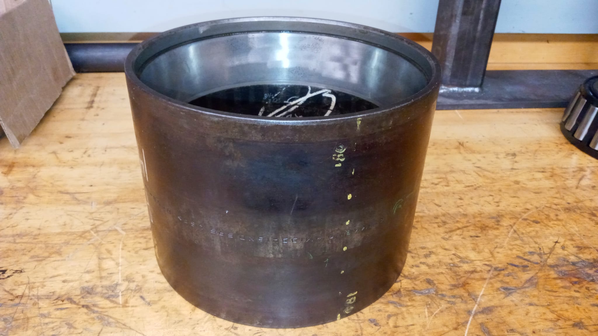 A picture of a cup.
